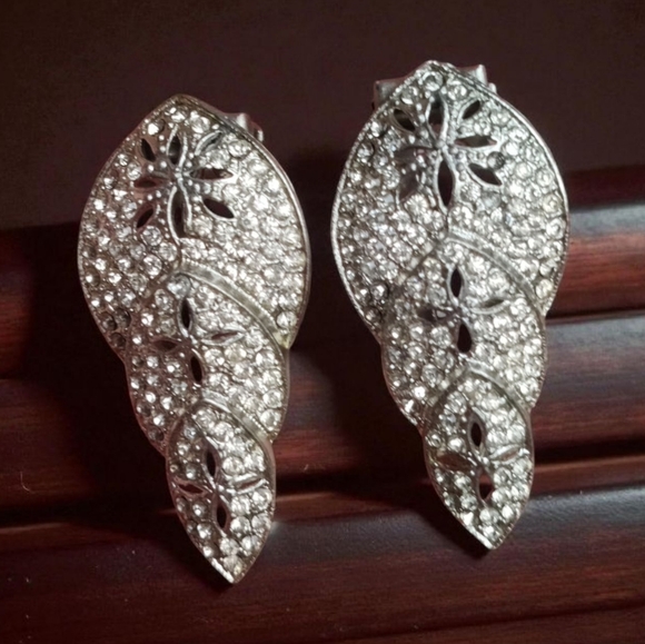 Antique Art Deco Pot Metal Paste Dress Clip Pair - Picture 2 of 7